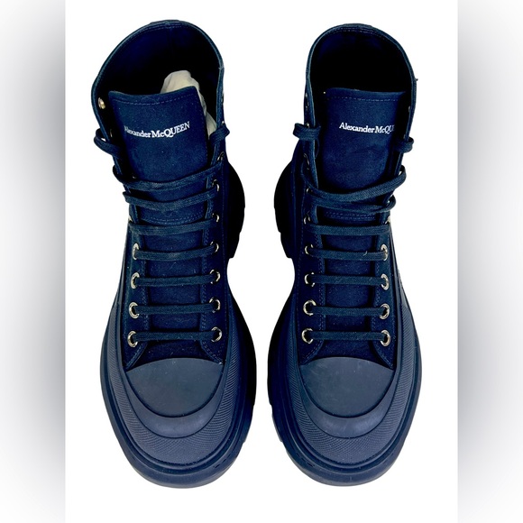 NIB ALEXANDER McQUEEN TREAD SLICK HIGH TOP SNEAKER BOOTS IN BLACK - Picture 5 of 12